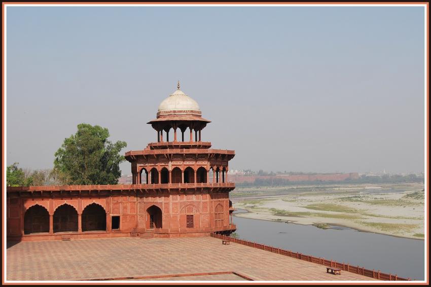Taj-Mahal